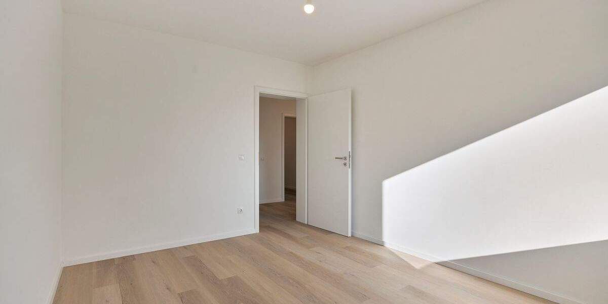 Etagenwohnung Hürth Alt-Hürth - 4 Zimmer, 87 m&sup2;, 270.000&euro; | Angebot:24814781