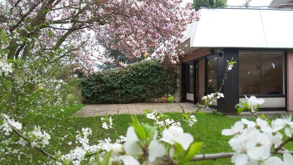 Etagenwohnung Bonn Bad Godesberg - 3 Zimmer, 151 m&sup2;, 2.195&euro; | Angebot:26028101