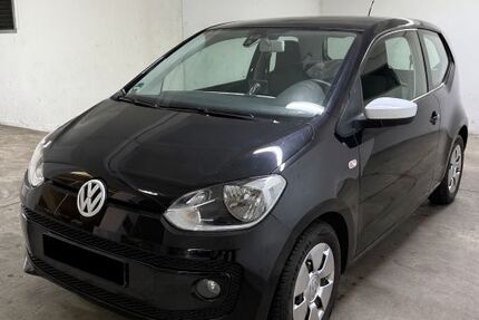 VW up! 63.400 km 6.200 &euro; München 81739