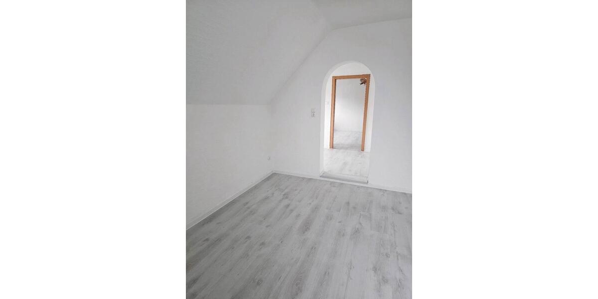 Dachgeschoßwohnung Rehburg-Loccum Loccum - 3.5 Zimmer, 65 m&sup2;, 800&euro; | Angebot:26334683