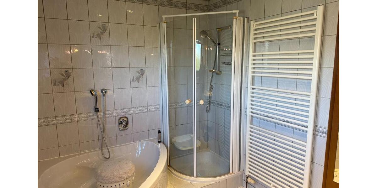 Bungalow Bietigheim-Bissingen Bissingen - 4.5 Zimmer, 134 m&sup2;, 1.560&euro; | Angebot:24744632