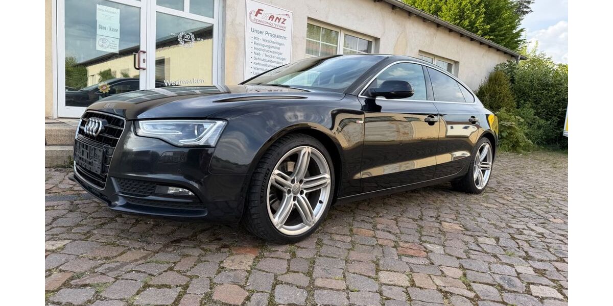 Audi A5 215.155 km 9.000 &euro; Naumburg (Saale) 06618