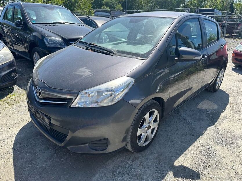 Yaris