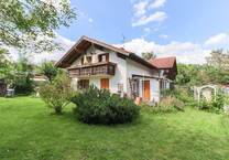 Nur einen Steinwurf vom See entfernt. Mehrgenerationenhaus mit Platz für eine große Familie!