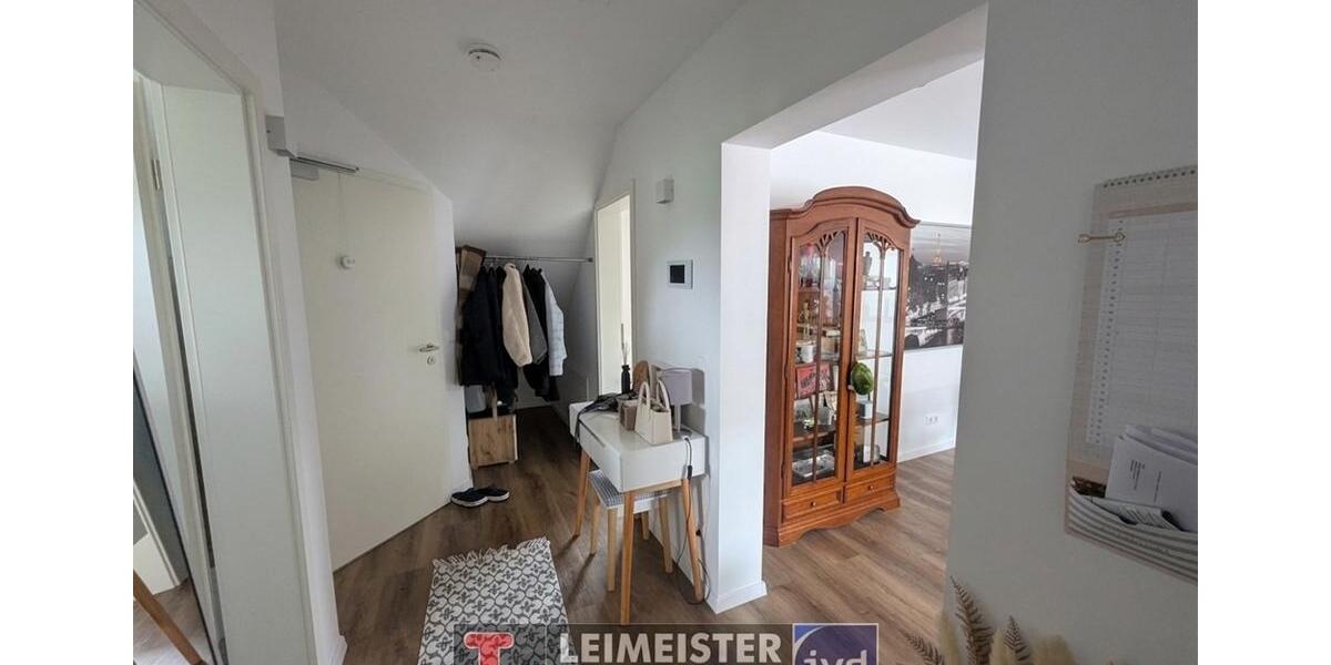 Dachgeschoßwohnung Haibach - 3 Zimmer, 83 m&sup2;, 1.190&euro; | Angebot:26621790