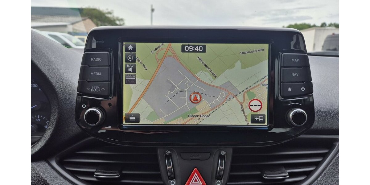 Hyundai i30 Passion +, Rückfahrkamera, Carplay, Navi, Sitz 85.411 km 16.690 &euro; Rodgau 63110