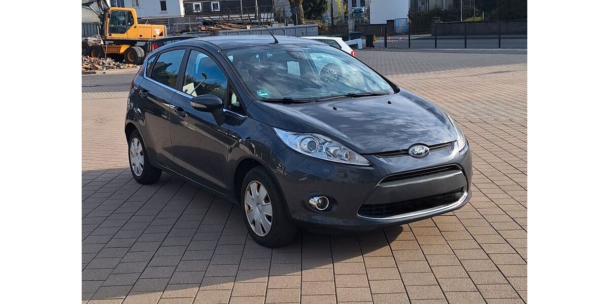 Ford Fiesta 149.665 km 3.799 &euro; Siegen 57074