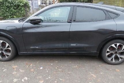 Ford Mustang Mach-E 70.000 km 27.999 &euro; Dahme/Mark 15936
