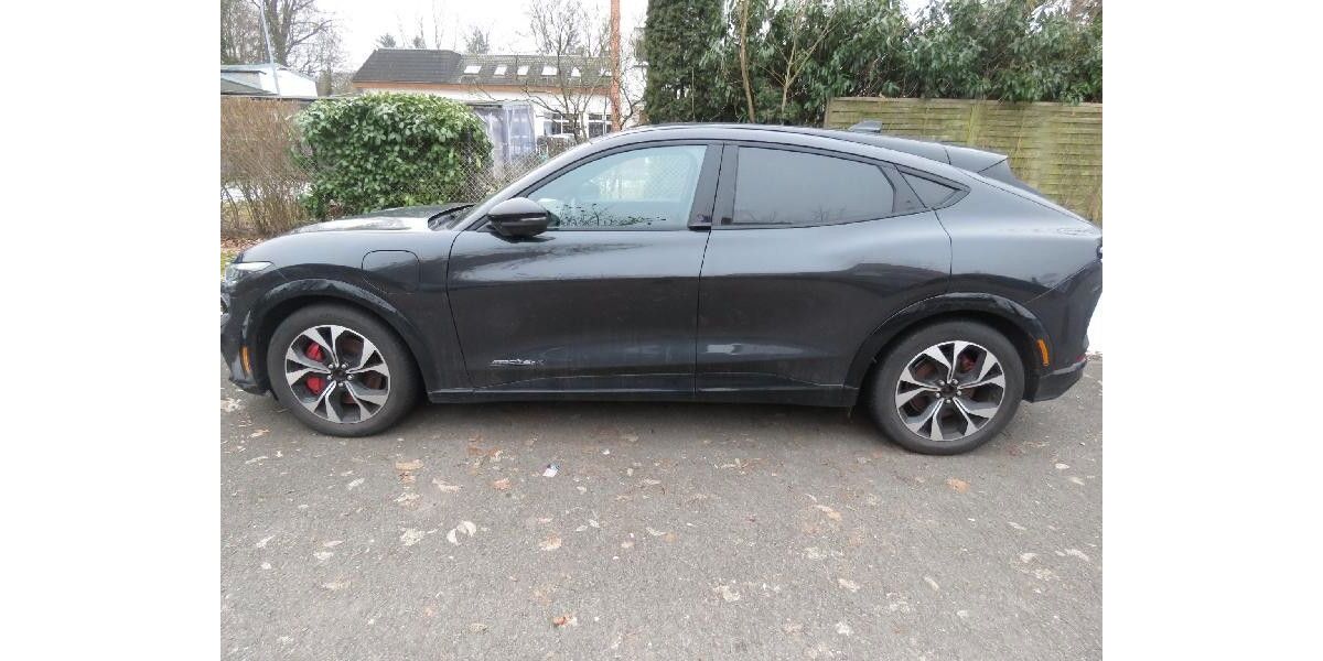 Ford Mustang Mach-E 70.000 km 27.999 &euro; Dahme/Mark 15936