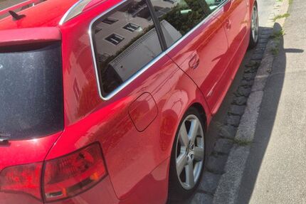 Audi A4 305.000 km 2.222 &euro; Weiden 92637