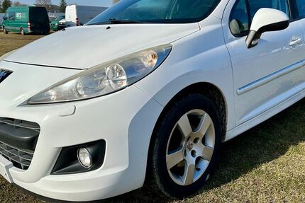 Peugeot 207 176.535 km 1.800 &euro; Rostock 18147