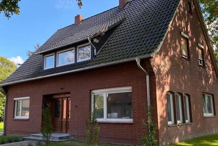 Haus Molbergen - 10 Zimmer, 327 m&sup2;, 350.000&euro; | Angebot:24695480