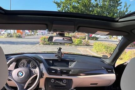 BMW X1 305.000 km 8.500 € Berlin 10315