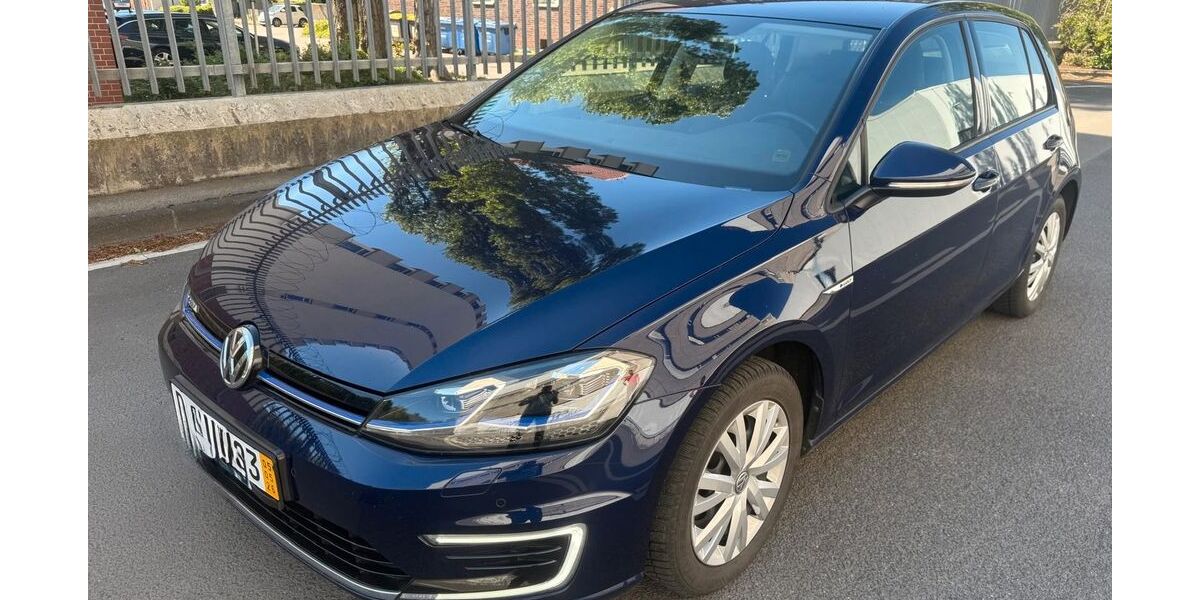 VW Golf 103.000 km 10.499 &euro; Berlin 13351