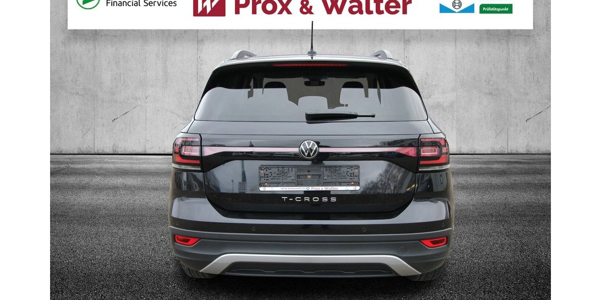 VW T-Cross TSI OPF Active LED+NAVI+KAMERA+ACC 46.636 km 18.900 &euro; Hagenow 19230