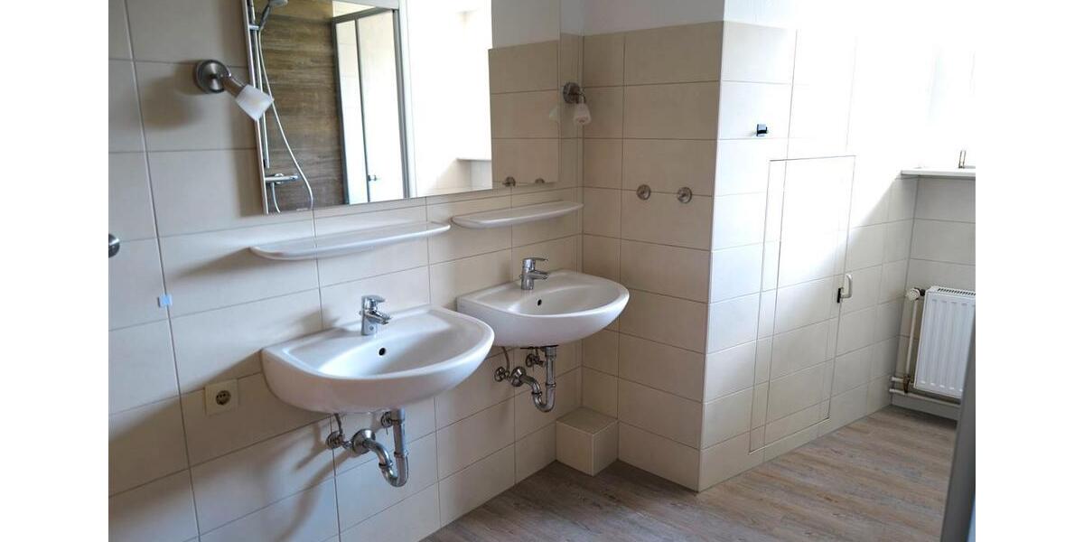 Dachgeschoßwohnung Himmelpforten - 3 Zimmer, 104 m&sup2;, 680&euro; | Angebot:25415007