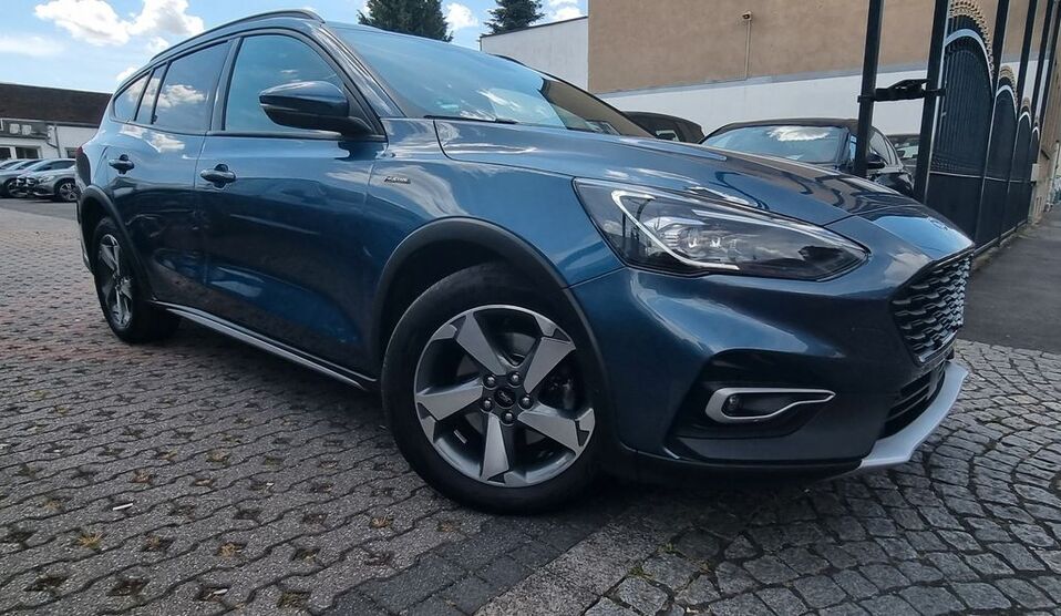 Ford Focus 31.446 km 18.798 € Mönchengladbach 41063