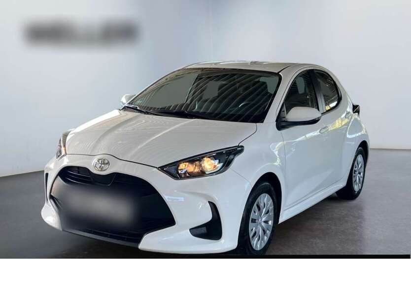Toyota Yaris 14.657 km 14.990 € Grünwald 82031