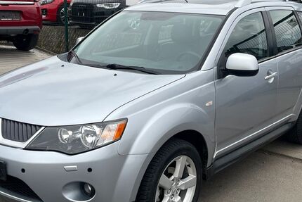 Mitsubishi Outlander 180.000 km 5.900 &euro; Berlin 13597