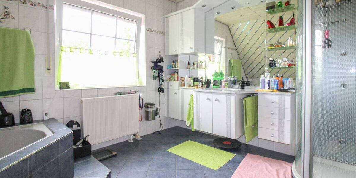 Einfamilienhaus Oldenburg Ofenerdiek - 4 Zimmer, 124 m&sup2;, 449.000&euro; | Angebot:26887107