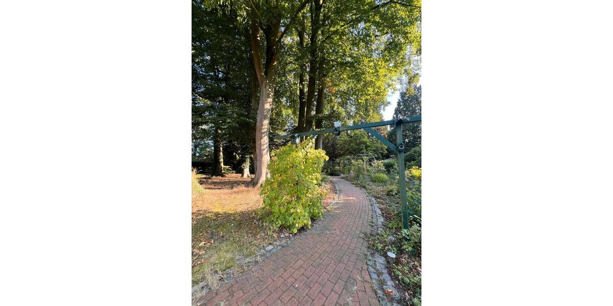 Einfamilienhaus Osterholz-Scharmbeck Scharmbeck - 10 Zimmer, 250 m&sup2;, 655.000&euro; | Angebot:25870387