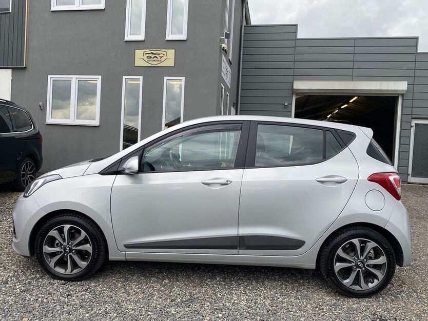 i10