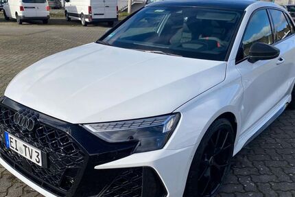 Audi RS3 4.500 km 80.900 &euro; Eichstätt 85072