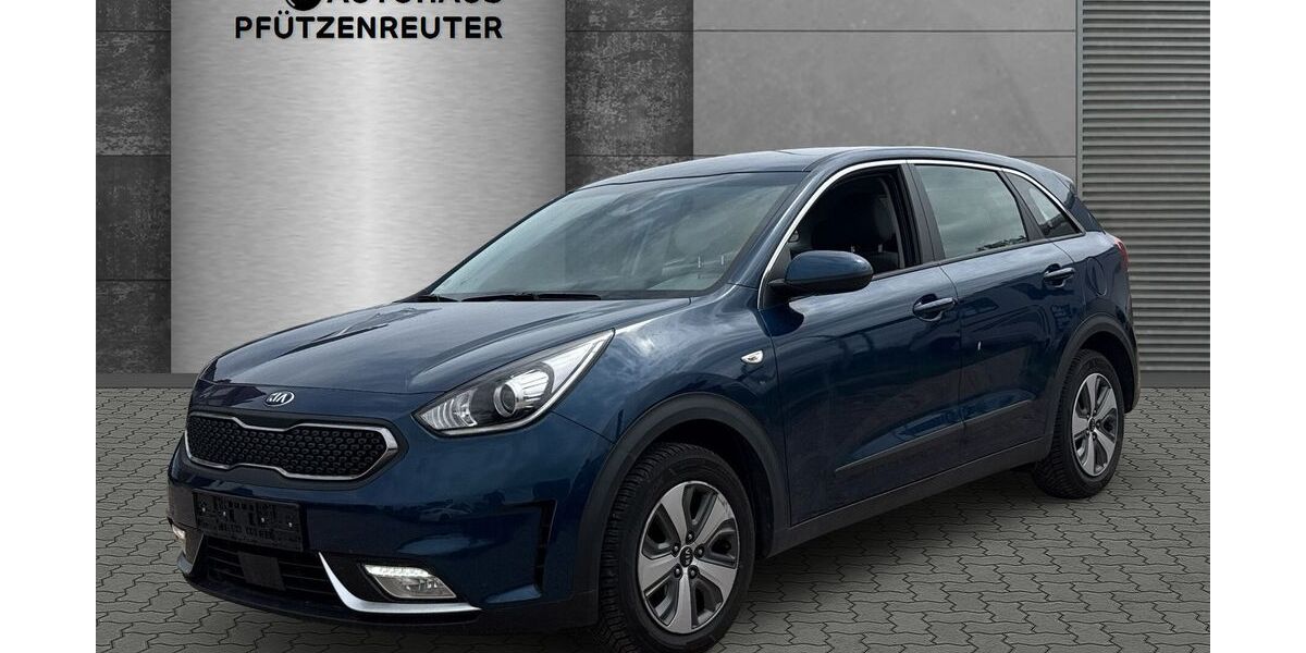 Kia Niro 64.840 km 14.500 &euro; Gremersdorf OT Bollbrügge 23758