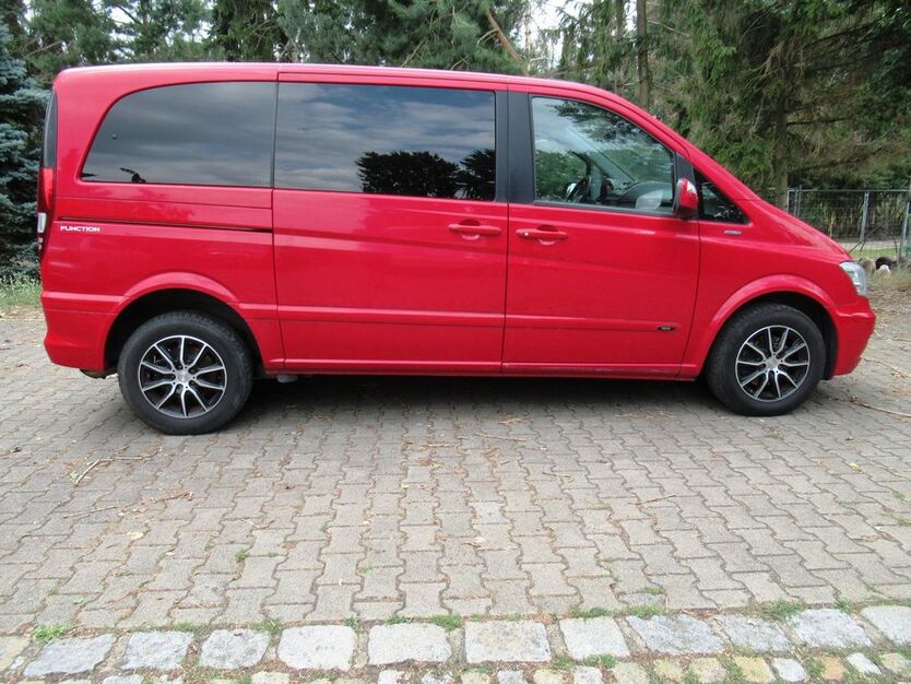 Mercedes-Benz Viano 198.000 km 15.499 € Gröbern bei Meissen 01689