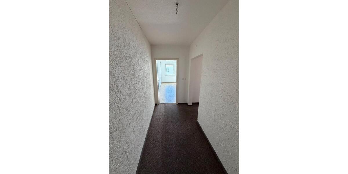 Etagenwohnung Cham - 3 Zimmer, 80 m&sup2;, 600&euro; | Angebot:26396924