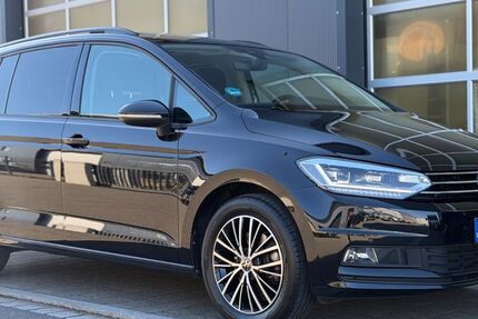 VW Touran 45.000 km 31.890 &euro; Friedrichshafen 88045