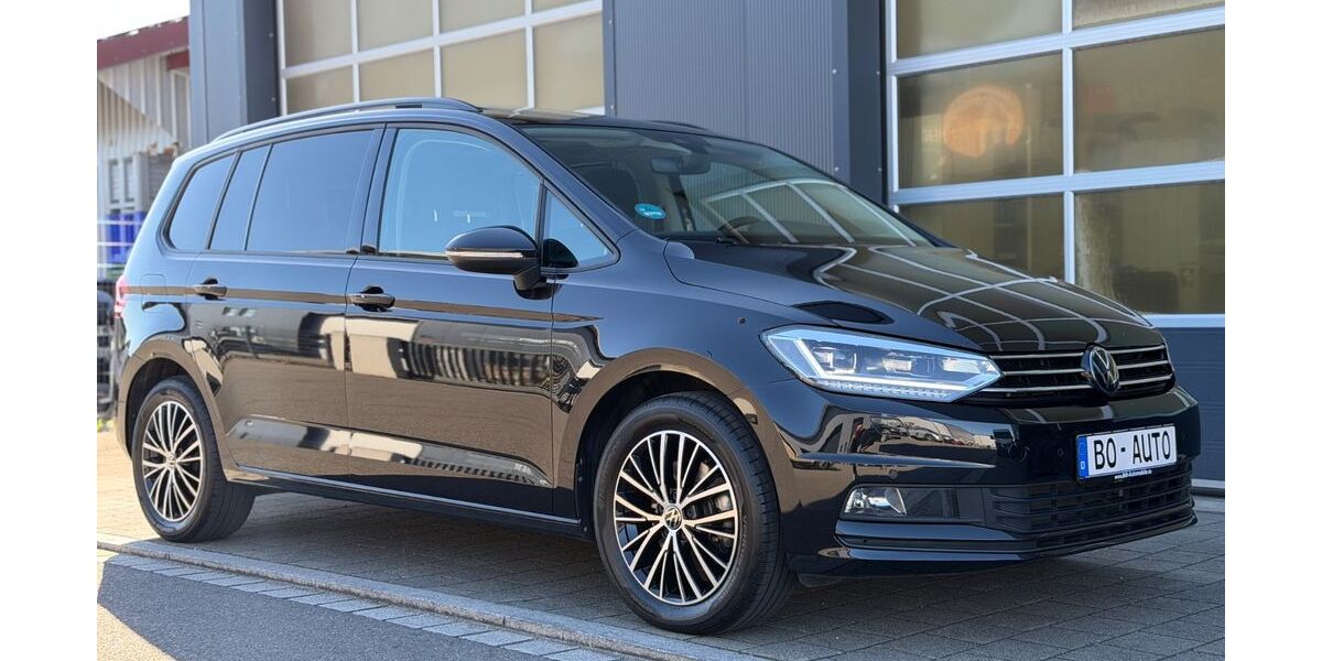 VW Touran 45.000 km 31.890 &euro; Friedrichshafen 88045