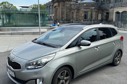 Kia Carens 187.000 km 9.000 &euro; Dresden 01219