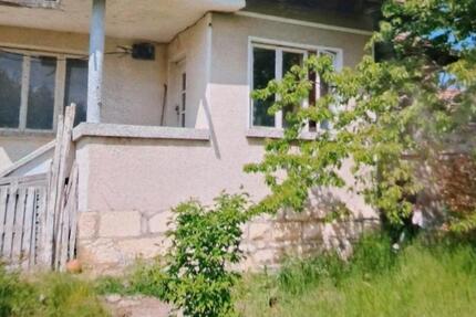 Ich verkaufe ein Haus in Bulgarien, im Dorf Prostorno 5 zimmer