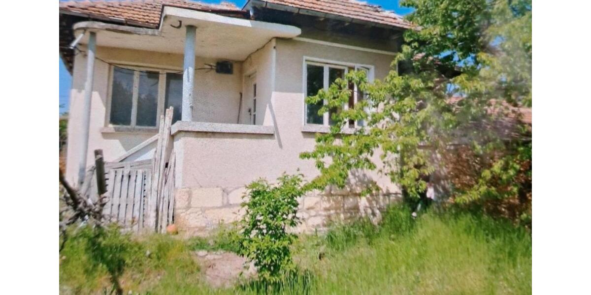 Ich verkaufe ein Haus in Bulgarien, im Dorf Prostorno 5 zimmer