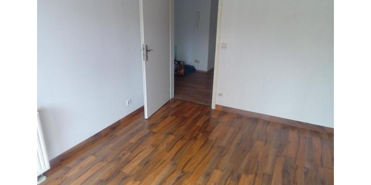 Erdgeschoßwohnung Stollberg (Erzgebirge) - 2 Zimmer, 60 m&sup2;, 100.000&euro; | Angebot:26253646