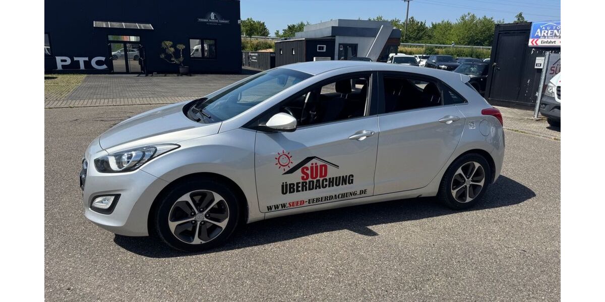 Hyundai i30 196.000 km 5.999 &euro; Karlsruhe 76133