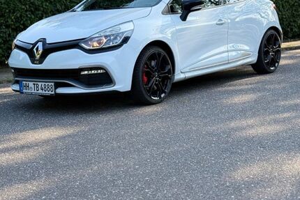 Renault Clio 115.858 km 11.400 &euro; Hamburg 21129