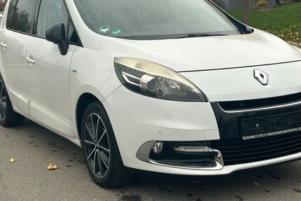 Renault Scenic 243.000 km 3.000 € Villingen-Schwenningen 78052