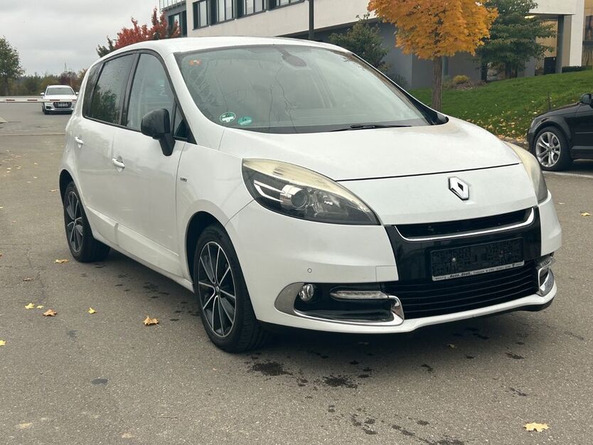 Renault Scenic 243.000 km 3.000 € Villingen-Schwenningen 78052