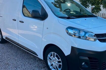 Opel Vivaro 269.000 km 7.700 &euro; Gotha 99867