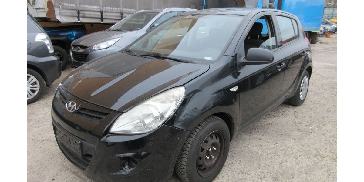 Hyundai i20 184.485 km 1.450 &euro; Hamburg 20537