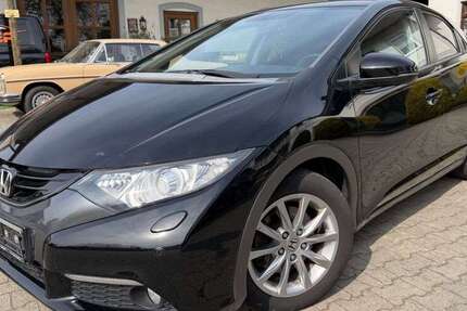 Honda Civic 100.000 km 8.990 &euro; Neuching 85467