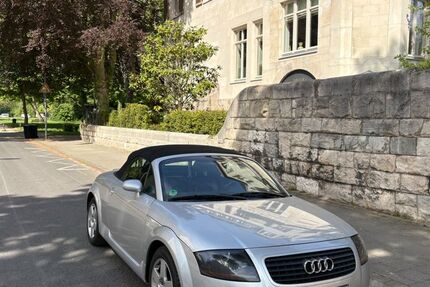 Audi TT 146.300 km 7.999 &euro; Köln 50935