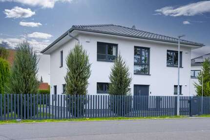 Haus zum Kaufen in Dallgow-Döberitz 915.000 € 150 m² 5 zimmer