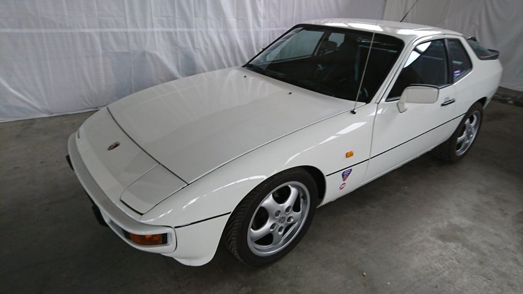 Porsche 924 204.000 km 12.924 &euro; Radolfzell 78315