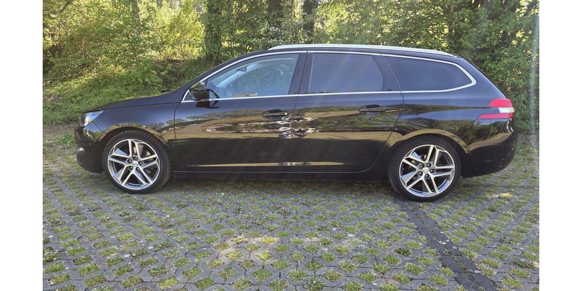 Peugeot 308 149.715 km 9.200 &euro; Merzig 66663