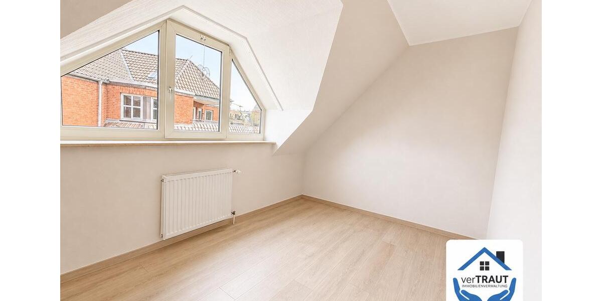 Dachgeschoßwohnung Dinslaken - 4 Zimmer, 79 m&sup2;, 1.149&euro; | Angebot:26219853