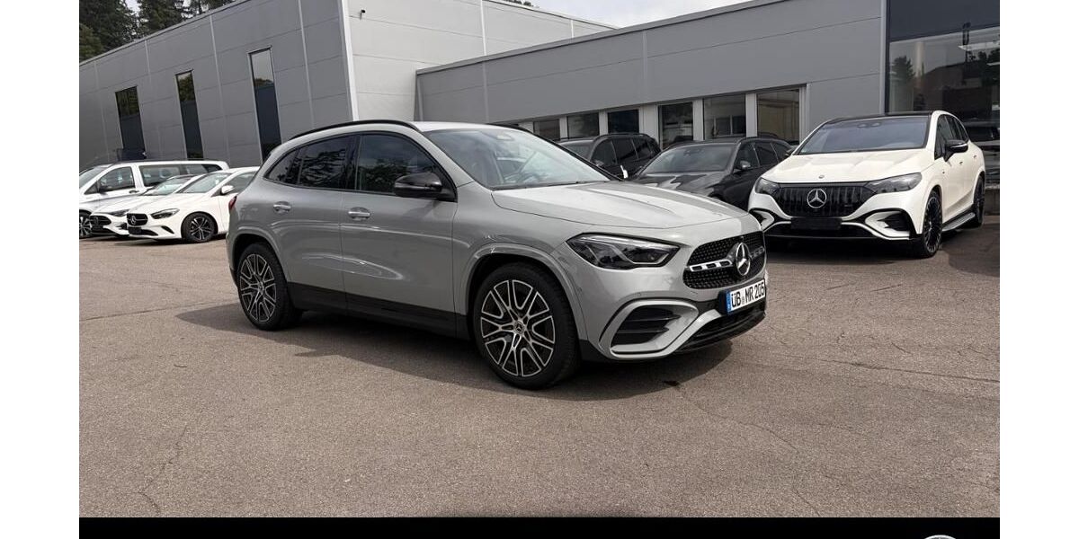Mercedes-Benz GLA 200 9.000 km 46.777 &euro; Überlingen 88662