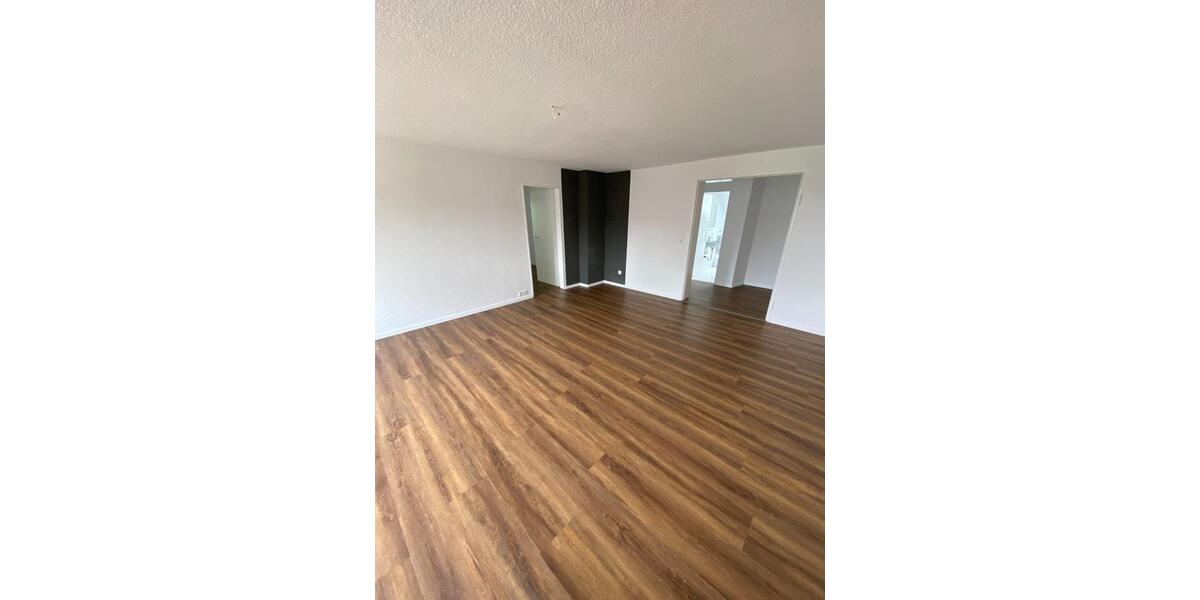 ⭐Schöne, helle Wohnung mit moderner Einbauküche⭐ 3 zimmer